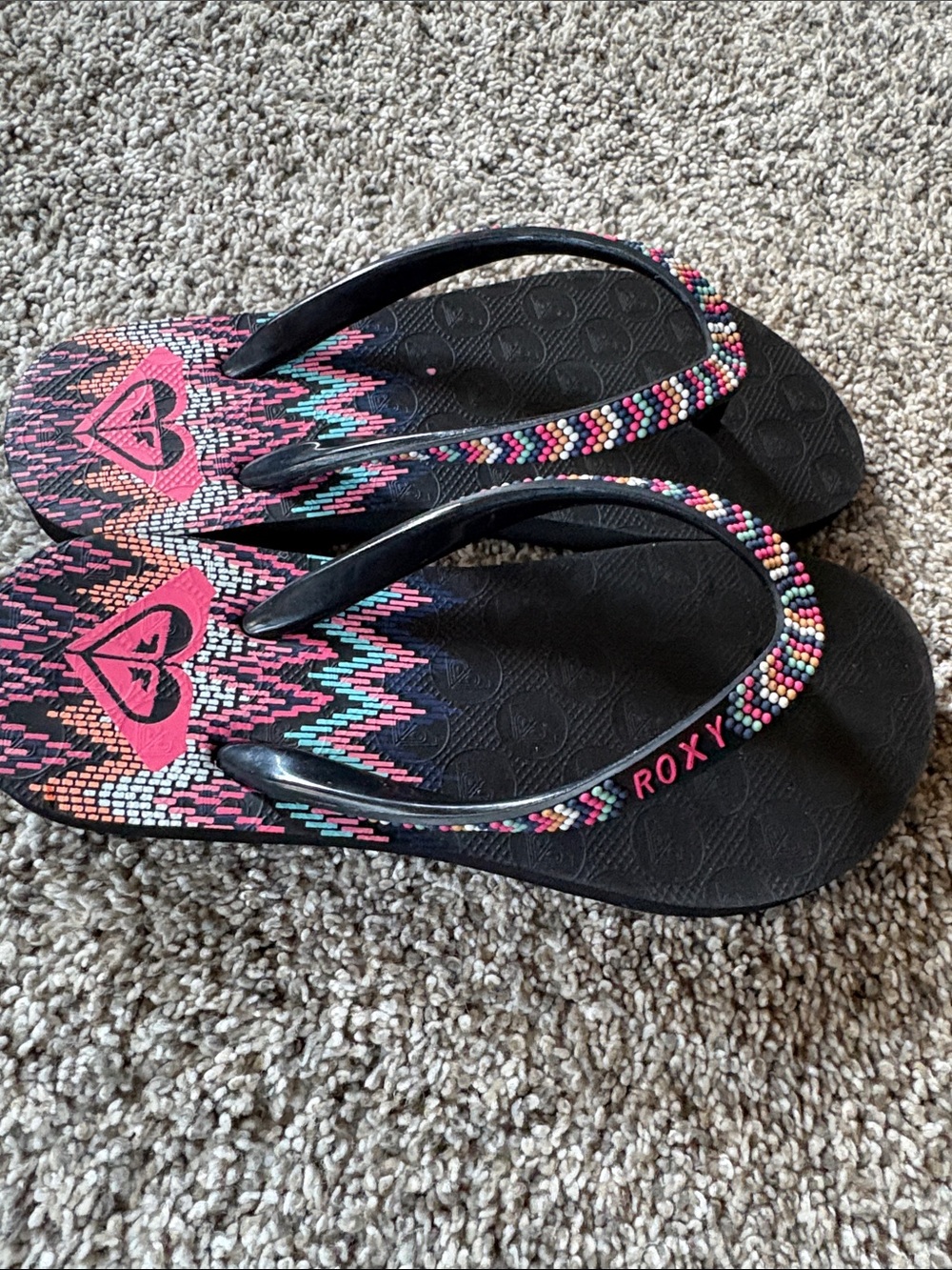 Roxy flip flops. 11/12